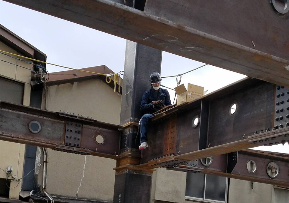 鉄骨建方工事