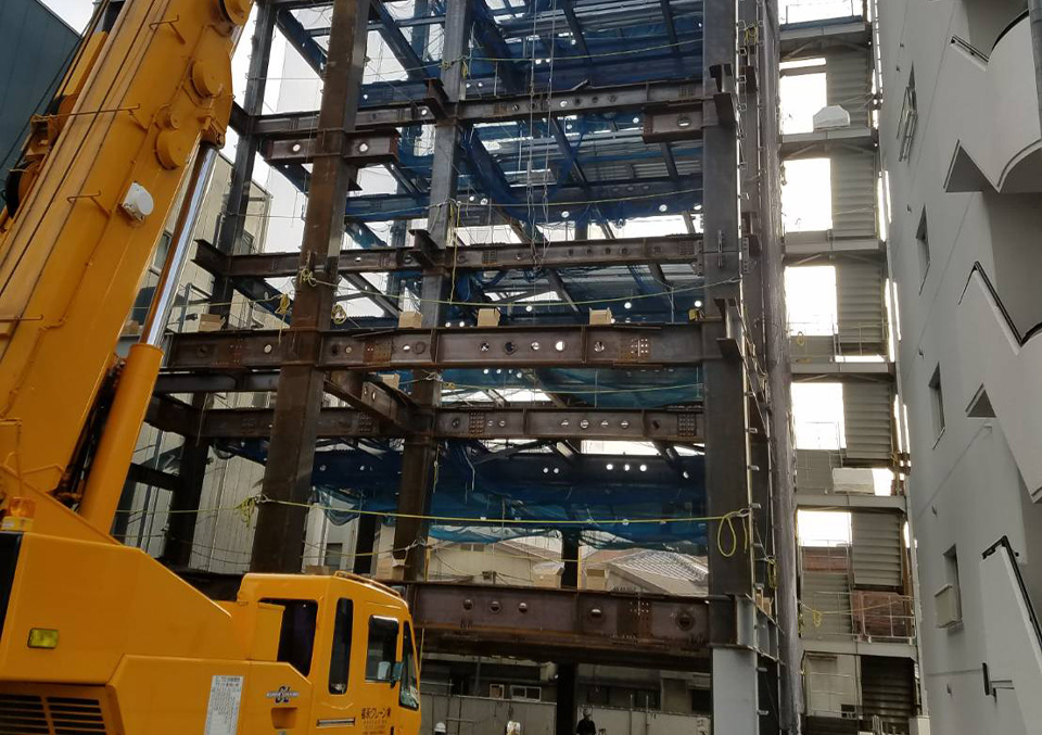 鉄骨建方工事